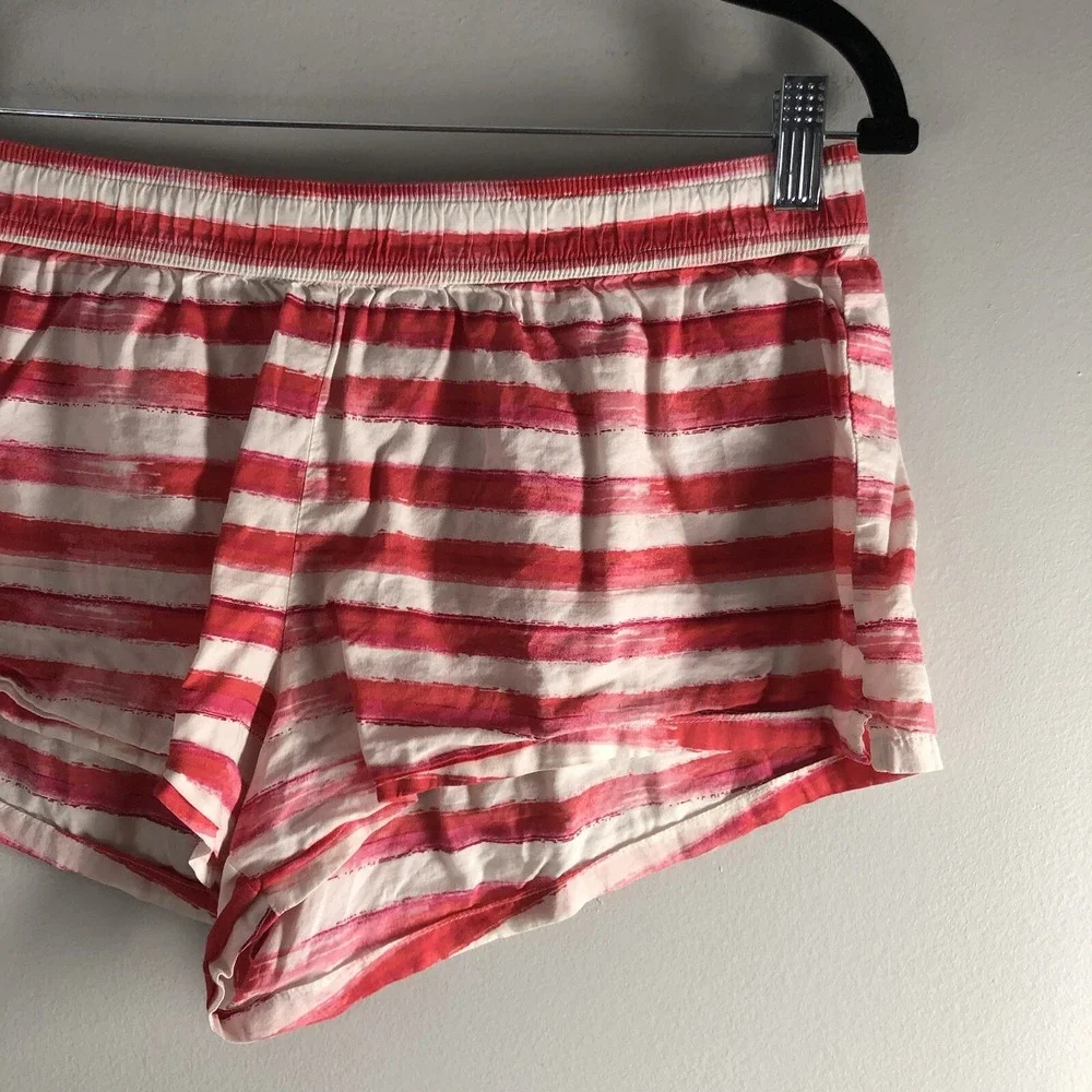 Victoria's Secret Womens Size Medium‎ Pajama Shorts Red Pink Paint Stripes Comfy
